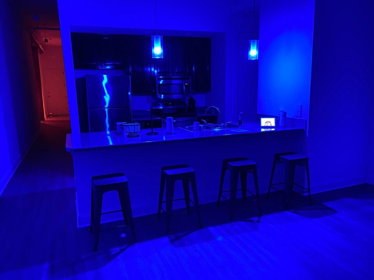 Industrial Smart Home Apartment In The Center Of Downtown メンフィス エクステリア 写真